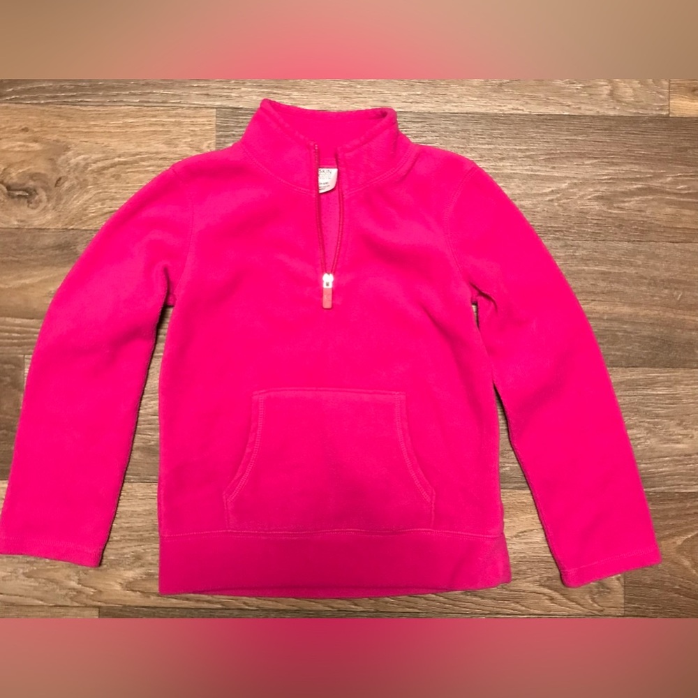 Girls size 6 Danskin pullover with kangaroo pocket